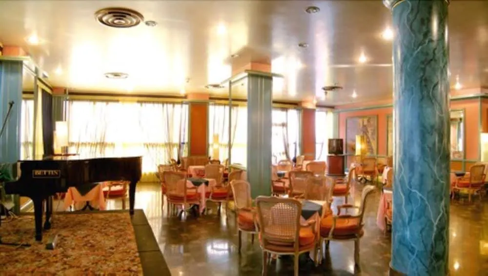 מסטרה Russott Hotel