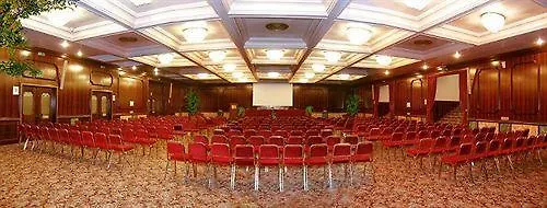 מסטרה Russott Hotel